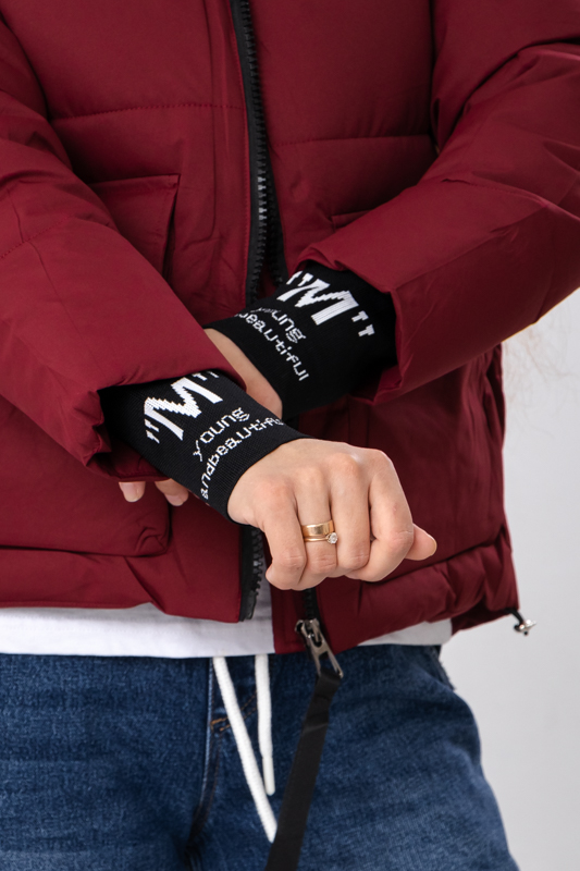 Куртка жіноча